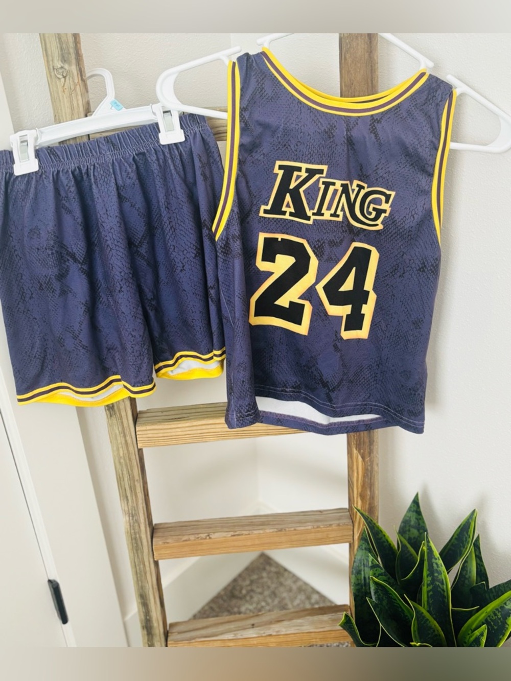 LeBron James 24 Purple & Yellow Kids Basketball Jersey and Shorts Set💜💛🏀